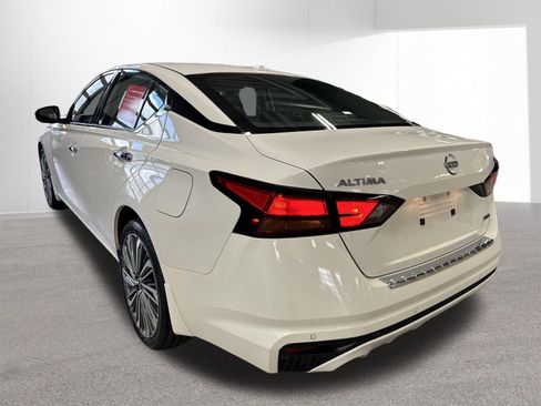 Certified 2023 Nissan Altima 2.5 SL AWD/4WD image 39
