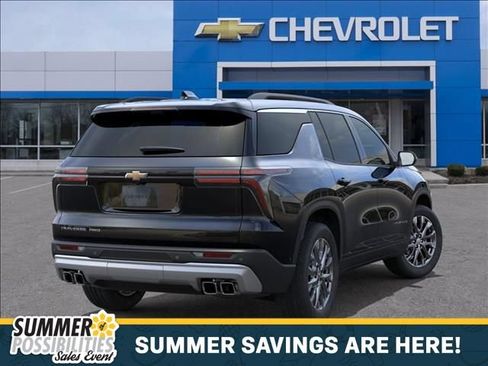 New 2026 Chevrolet Traverse LT w/ Sun and Wheel Package AWD/4WD image 4