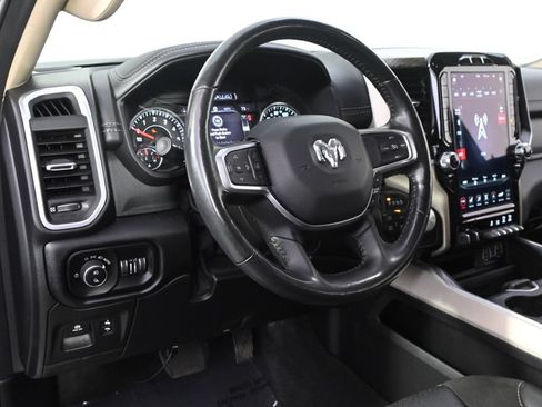 Used 2020 RAM 1500 Laramie AWD/4WD image 12
