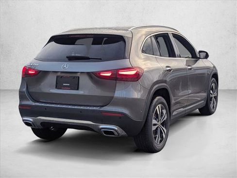 New 2026 Mercedes-Benz GLA 250 image 2