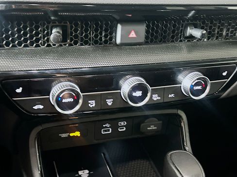 Used 2025 Honda CR-V EX-L image 22