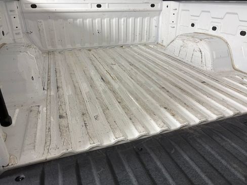 Used 2024 GMC Sierra 1500 SLE RWD image 37