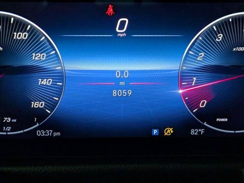 Used 2025 Mercedes-Benz GLB 250 image 14