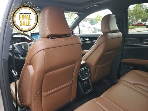 Certified 2023 Lincoln Nautilus Reserve w/ Equipment Group 201A image 18