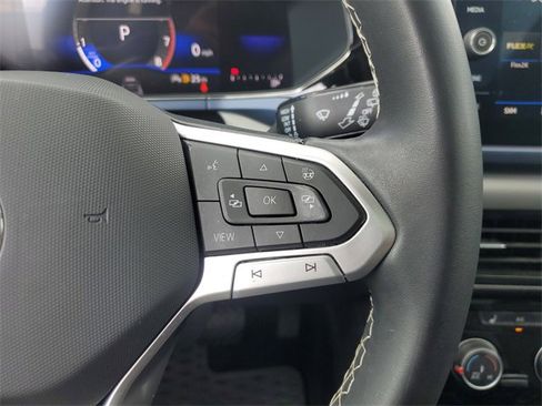 Certified 2023 Volkswagen Taos SE image 28