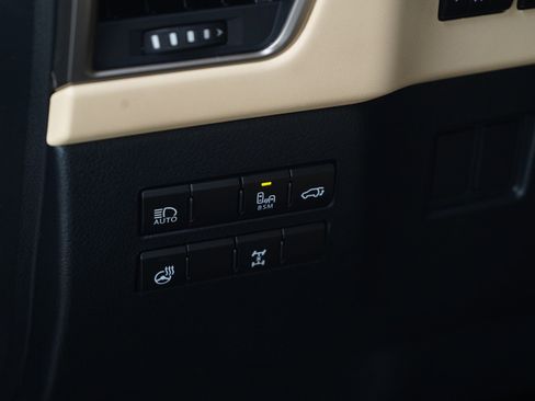 Used 2018 Lexus NX 300 AWD w/ Premium Package image 28