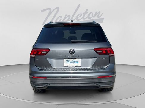 Certified 2023 Volkswagen Tiguan SE AWD/4WD image 4