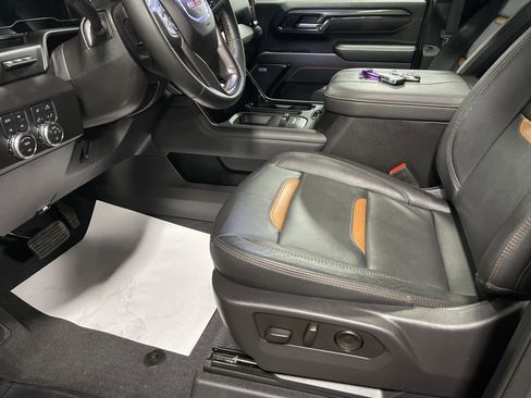 Used 2025 GMC Sierra 2500 AT4 w/ AT4 Premium Plus Package image 13