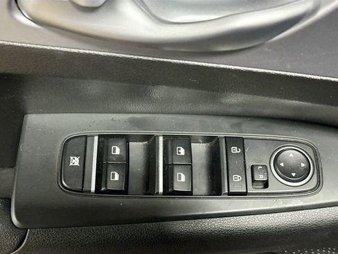 Used 2023 Kia Forte LXS FWD image 17