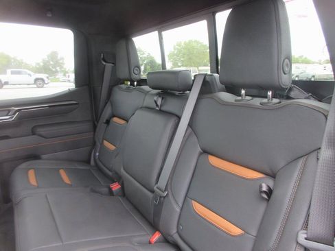 New 2026 GMC Sierra 1500 AT4 w/ AT4 Premium Package image 15