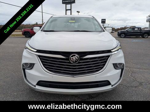 Used 2023 Buick Enclave Essence image 9