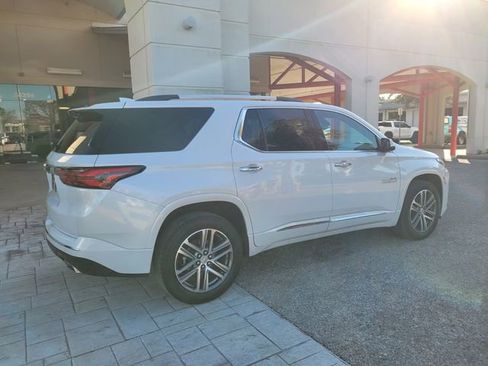 Certified 2023 Chevrolet Traverse High Country w/ LPO, Floor Liner Package image 15