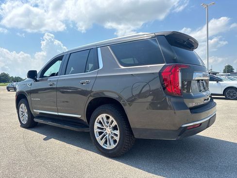 Used 2021 GMC Yukon SLT w/ SLT Premium Package AWD/4WD image 6