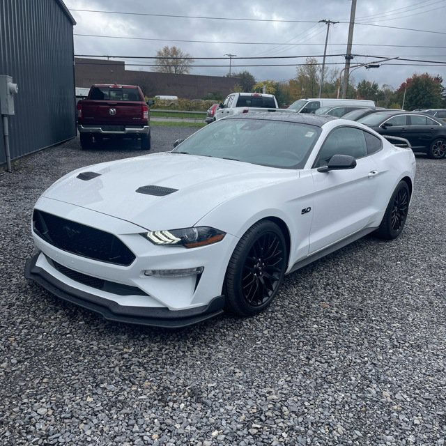Used 2021 Ford Mustang GT Premium w/ GT Performance Package RWD image 1