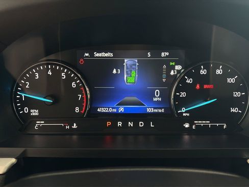 Used 2023 Ford Explorer XLT AWD/4WD image 13
