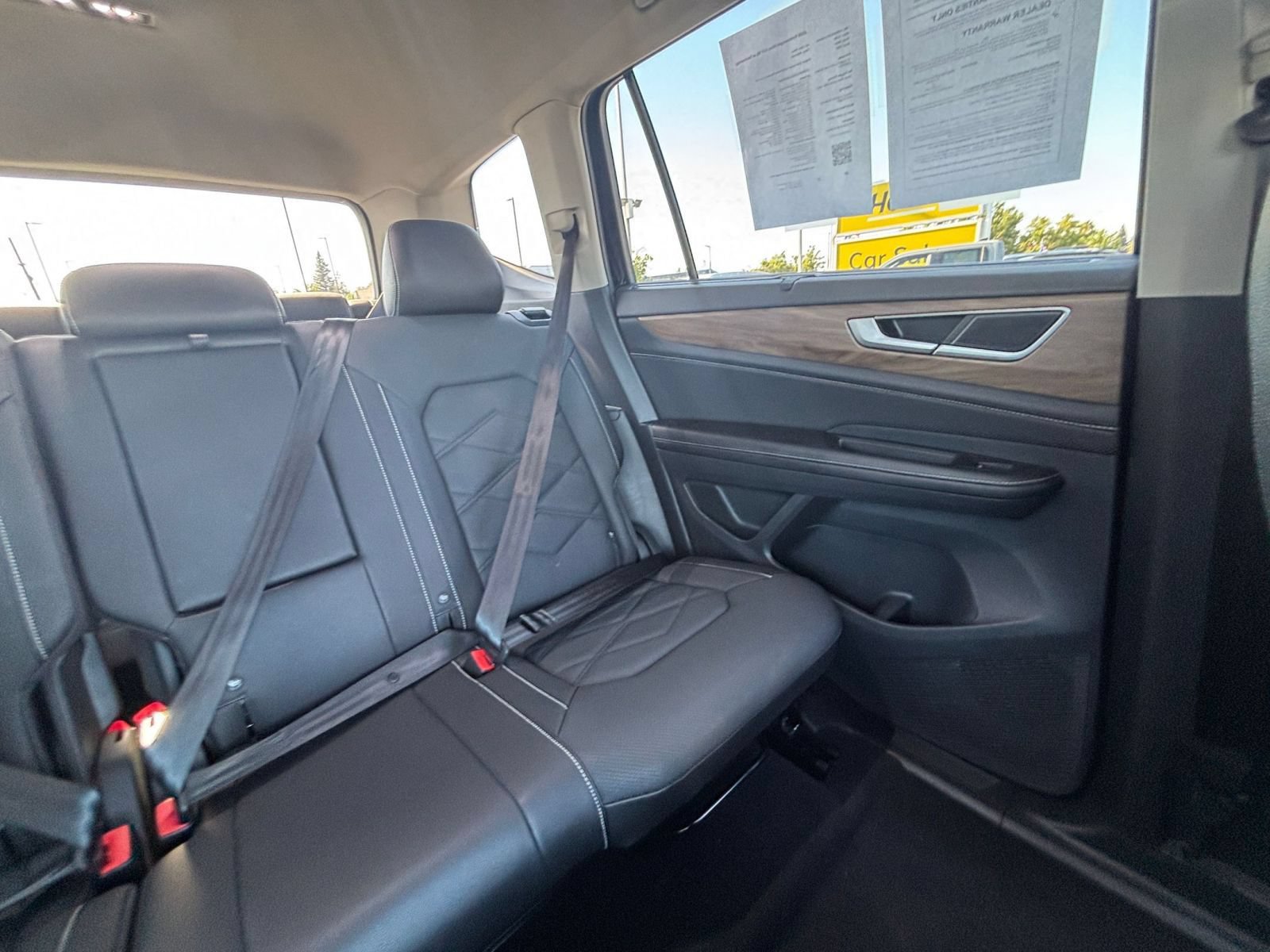 Used 2026 Volkswagen Atlas SE FWD image 40
