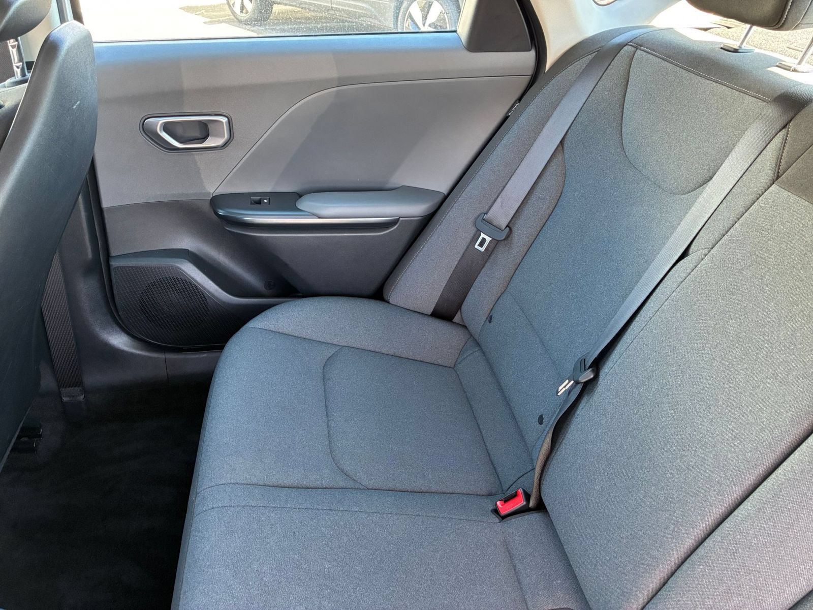Used 2025 Kia K4 FWD image 35