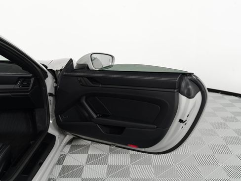 Used 2025 Porsche 911 Targa 4 GTS AWD/4WD image 25