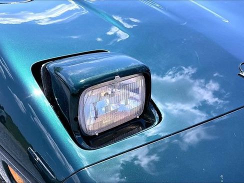Used 1994 Chevrolet Corvette Coupe RWD image 24