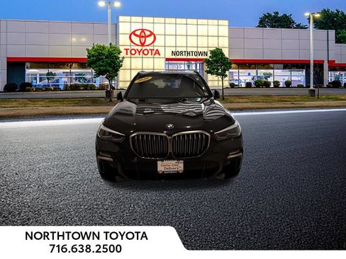Used 2020 BMW X5 M50i w/ Premium Package AWD/4WD image 10