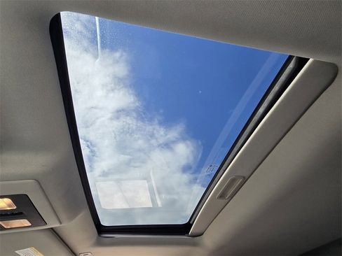 Used 2017 RAM 1500 Big Horn image 19