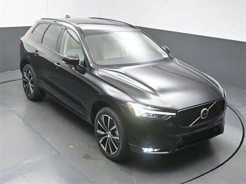 Used 2025 Volvo XC60 B5 Plus w/ Protection Package Premier image 42