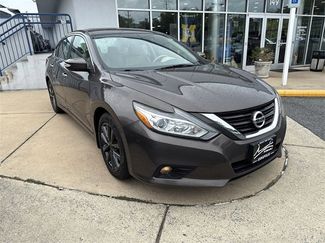 Used 2016 Nissan Altima 2.5 SV w/ Convenience Package image 1