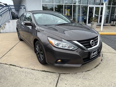 Used 2016 Nissan Altima 2.5 SV w/ Convenience Package