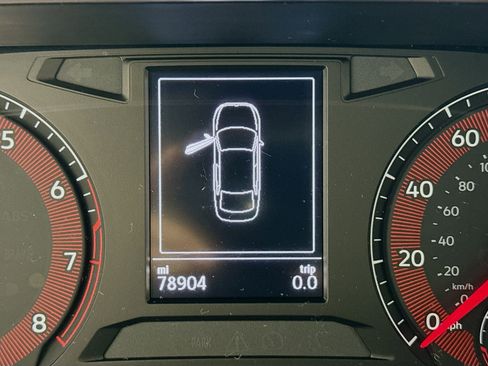 Used 2019 Volkswagen Jetta SE FWD image 14