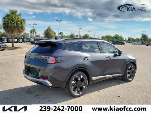New 2027 Kia Sportage SX FWD image 6