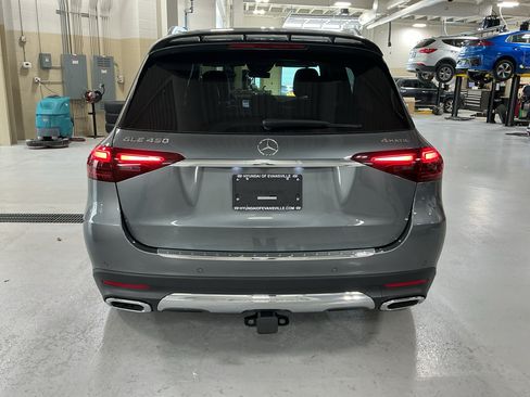 Used 2024 Mercedes-Benz GLE 450 4MATIC image 3