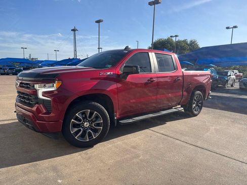 Used 2022 Chevrolet Silverado 1500 RST w/ Convenience Package II AWD/4WD image 1