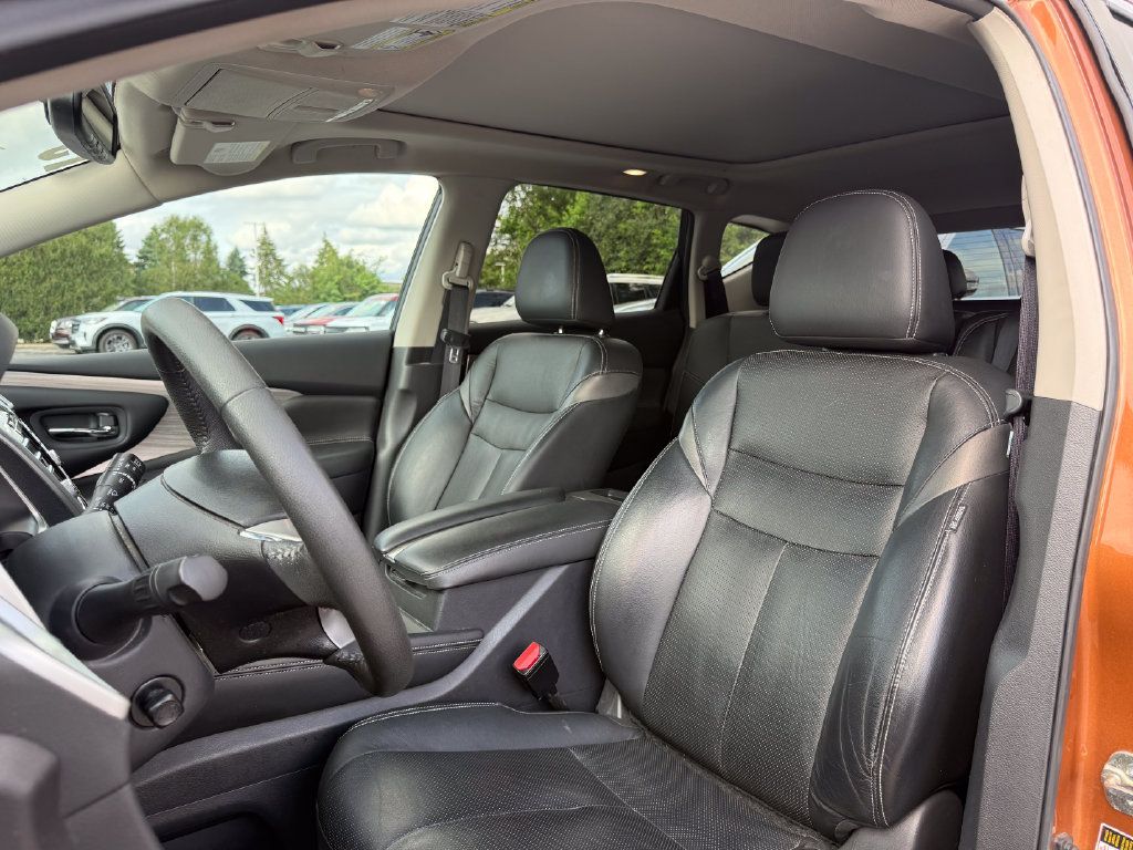 Used 2015 Nissan Murano Platinum w/ Platinum Technology Package AWD/4WD image 24