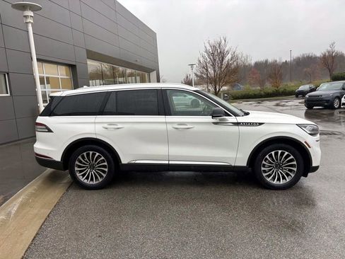 Used 2020 Lincoln Aviator Reserve w/ Equipment Group 201A image 8