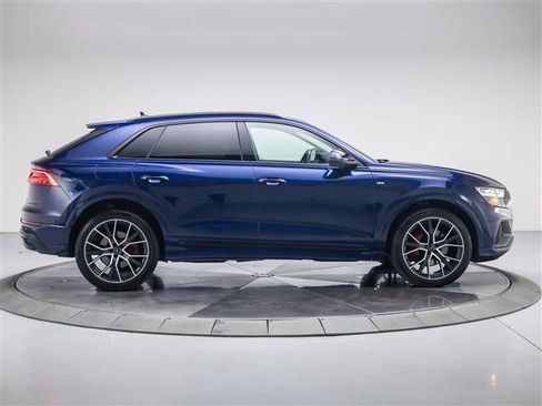 Used 2019 Audi Q8 Premium Plus w/ Premium Plus AWD/4WD image 6