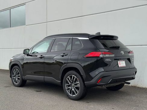 Certified 2026 Toyota Corolla Cross XLE image 5