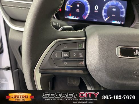 New 2026 Jeep Grand Cherokee Laredo X image 15