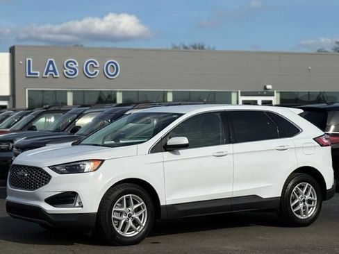 Used 2023 Ford Edge SEL w/ Convenience Package image 1