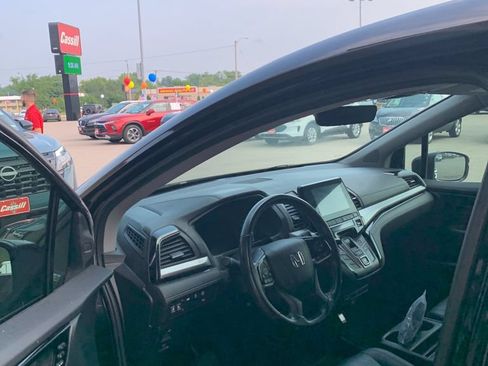 Used 2023 Honda Odyssey Touring image 7