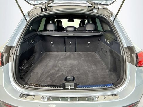 Certified 2026 Mercedes-Benz GLC 300 image 28