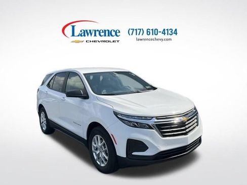 Used 2023 Chevrolet Equinox LS w/ LS Convenience Package FWD image 1
