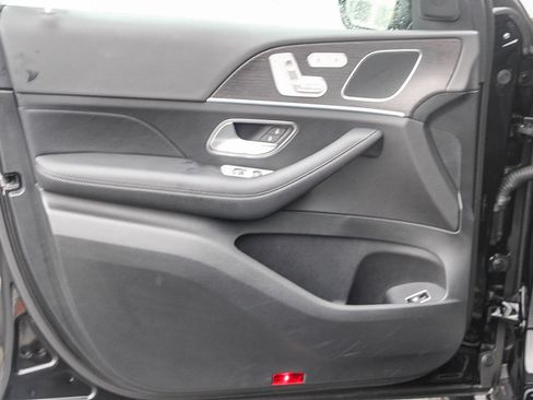 Certified 2025 Mercedes-Benz GLE 350 4MATIC image 19