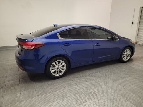 Used 2017 Kia Forte S w/ S Technology Package FWD image 10