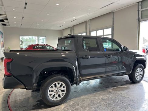 New 2026 Toyota Tacoma SR image 8