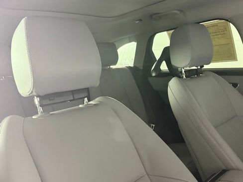 Certified 2025 Land Rover Range Rover Velar S image 39