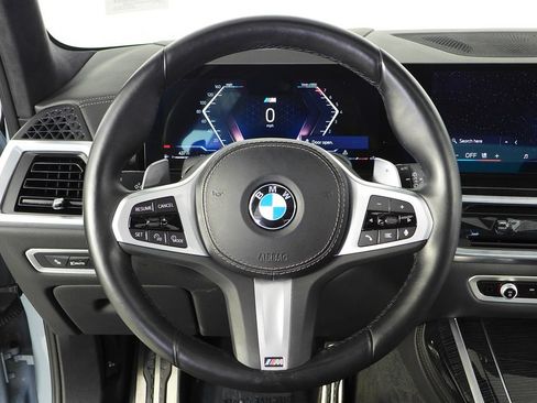 Used 2024 BMW X7 xDrive40i w/ M Sport Package AWD/4WD image 25