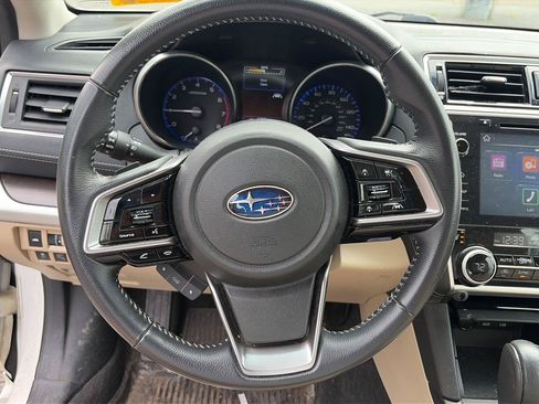 Used 2018 Subaru Legacy 2.5i Limited AWD/4WD image 5