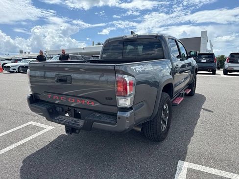 Used 2023 Toyota Tacoma TRD Off-Road w/ Technology Package AWD/4WD image 2