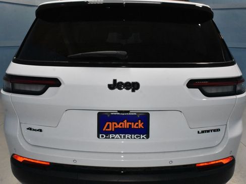 Used 2024 Jeep Grand Cherokee L Limited w/ Black Appearance Package AWD/4WD image 27