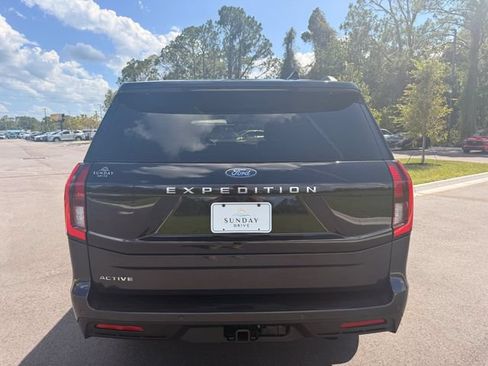 Used 2025 Ford Expedition Active AWD/4WD image 15